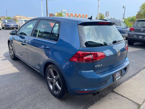 2015 Volkswagen Golf TSI SE