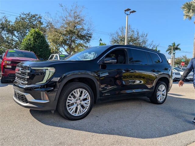 2024 GMC Acadia Elevation