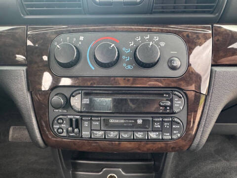 2004 Chrysler Sebring LXi