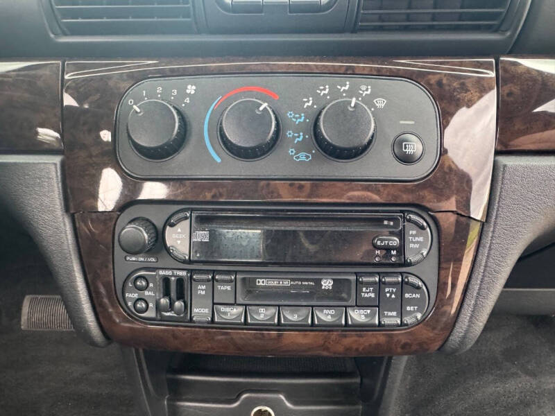 2004 Chrysler Sebring LXi