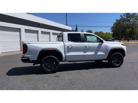 2025 GMC Canyon Elevation