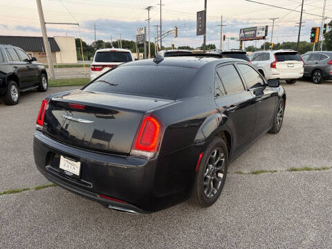 2015 Chrysler 300 S