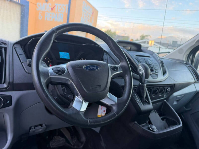 2017 Ford Transit