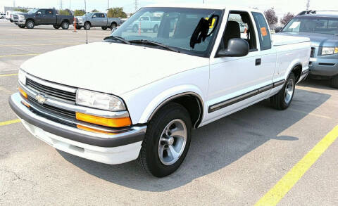 1998 Chevrolet S-10 for sale at BELOW BOOK AUTO SALES in Idaho Falls ID