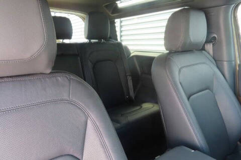 2023 Land Rover Defender 90 S