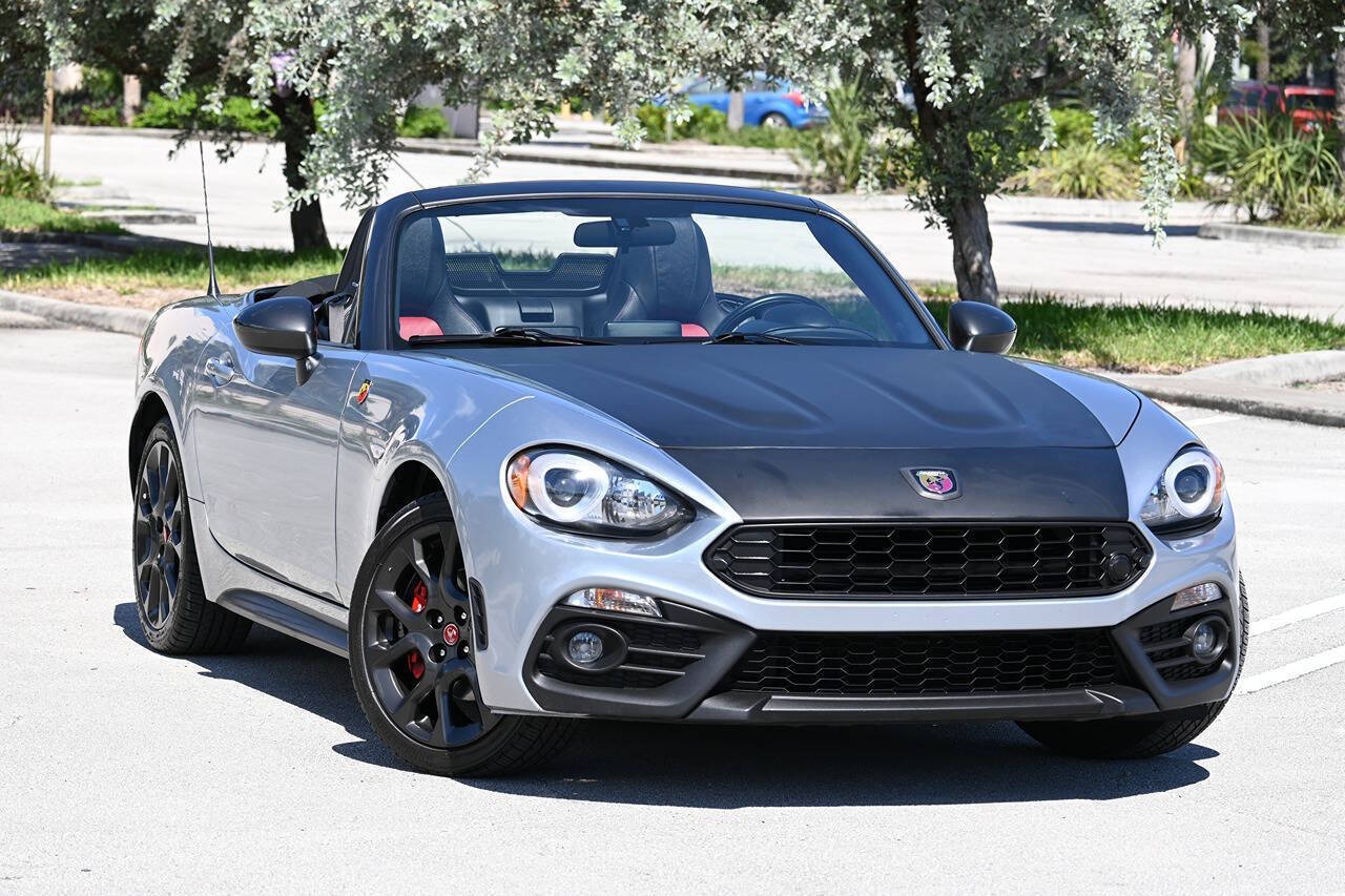 2018 FIAT 124 Spider 2