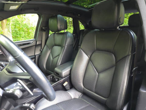 2023 Porsche Macan