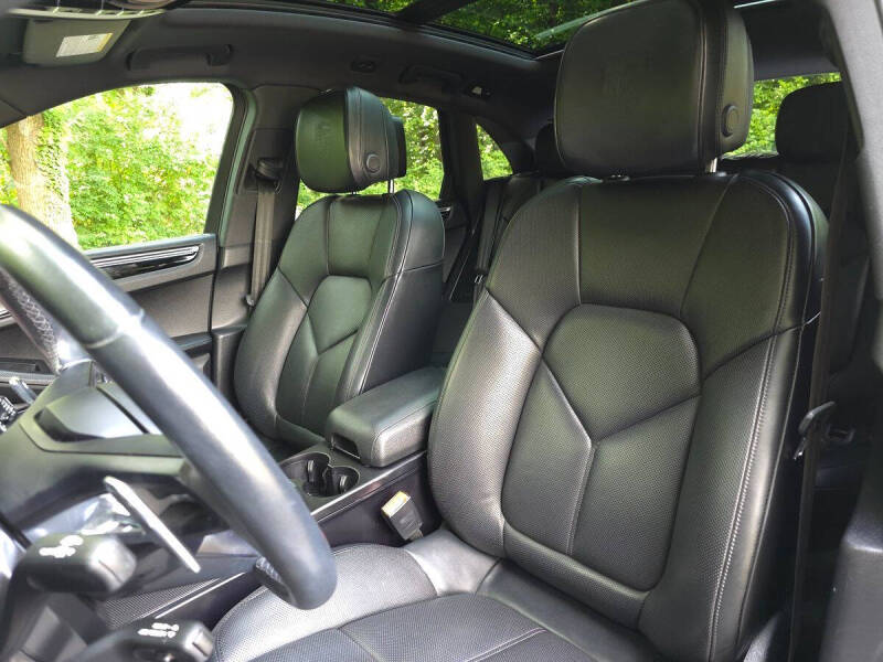 2023 Porsche Macan