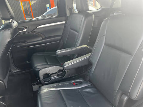 2017 Toyota Highlander XLE