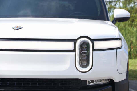 2022 Rivian R1T Adventure