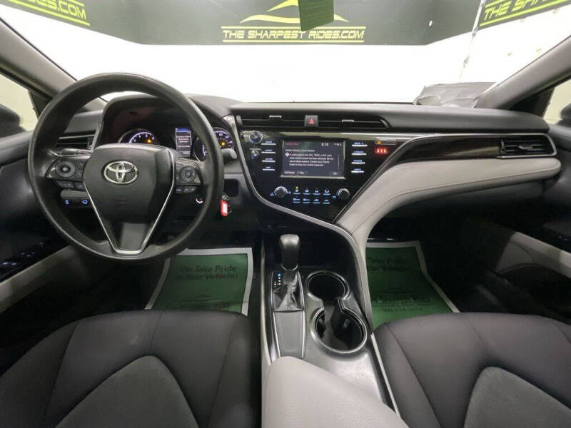 2019 Toyota Camry LE
