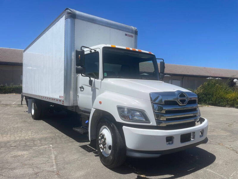 2023 Hino L6
