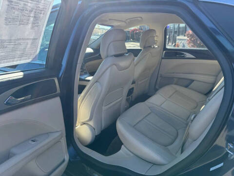 2017 Lincoln MKZ Reserve