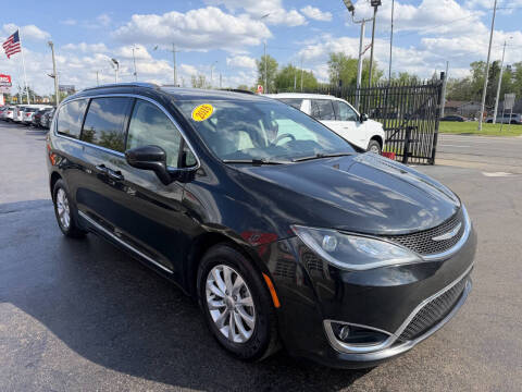 2018 Chrysler Pacifica Touring L Plus