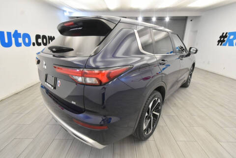 2023 Mitsubishi Outlander SE