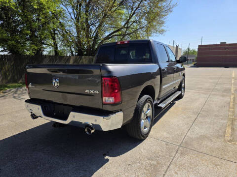 2017 RAM 1500 SLT