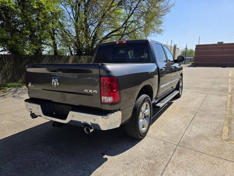 2017 RAM 1500 SLT