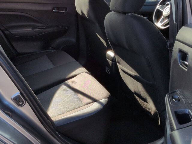 2023 Nissan Versa SV