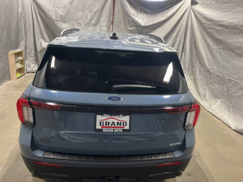 2025 Ford Explorer ST-Line