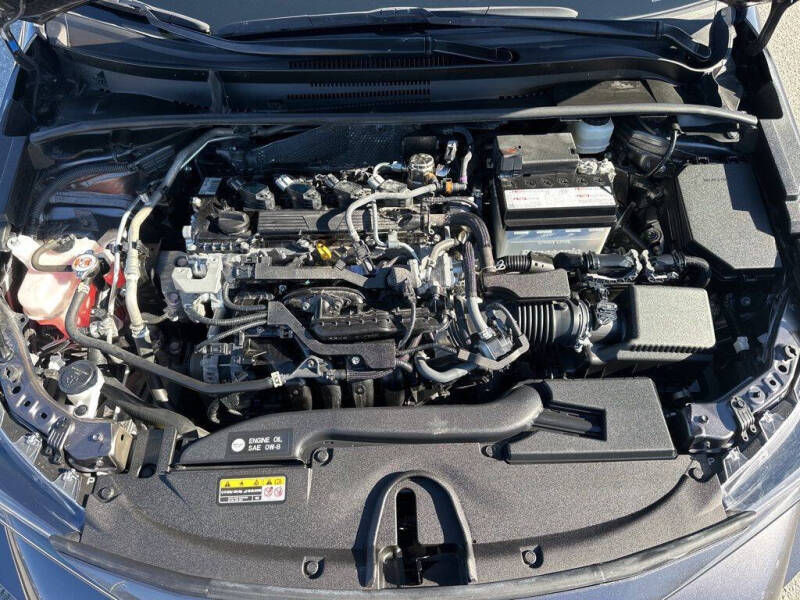 2025 Toyota Corolla Hatchback SE