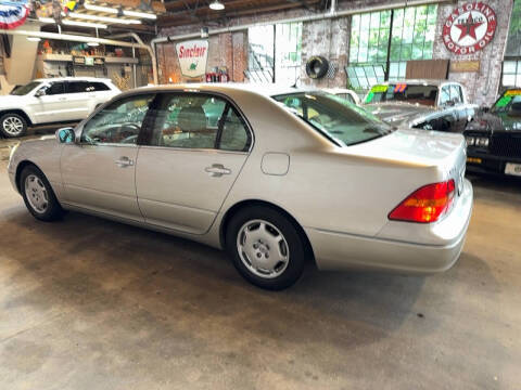 2002 Lexus LS 430
