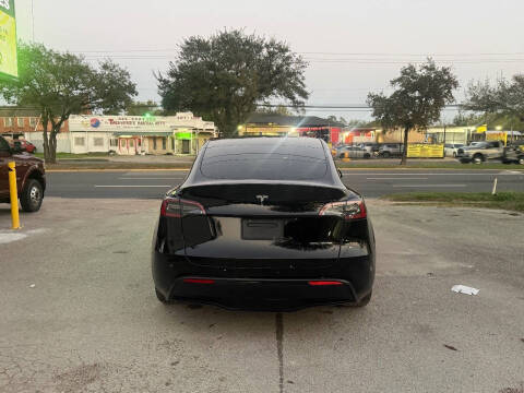 2023 Tesla Model Y Long Range