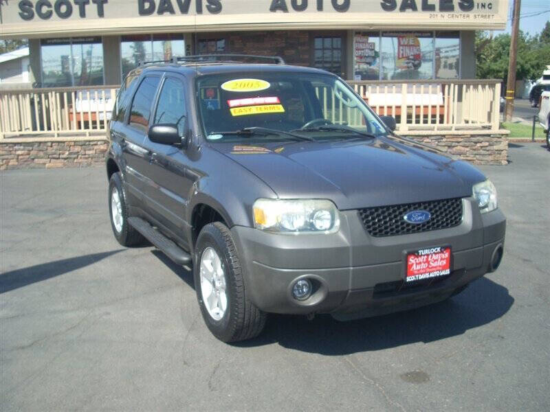 2005 Ford Escape XLT