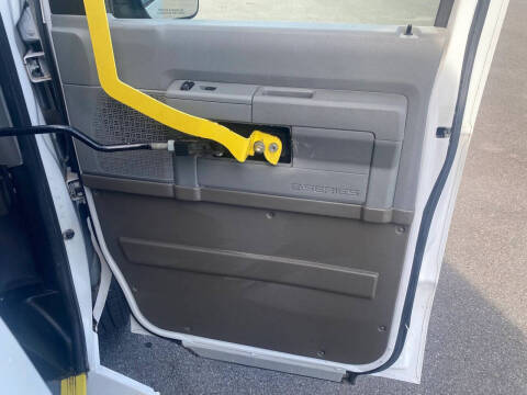 2014 Ford E-Series E-350 SD
