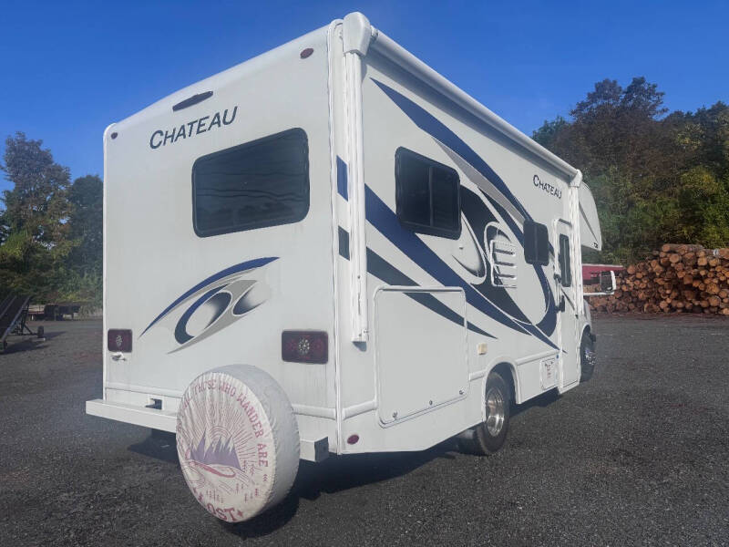 2022 Thor Motor Coach Chateau