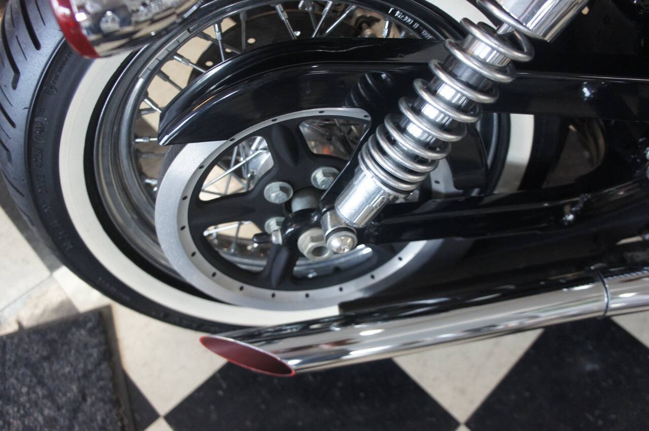 2012 Harley-Davidson Sportster 12