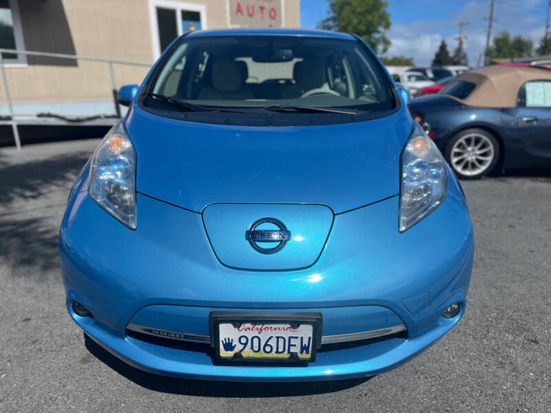 2011 Nissan LEAF