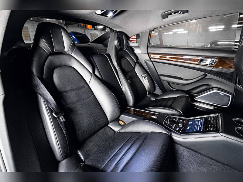 2018 Porsche Panamera 4S Executive