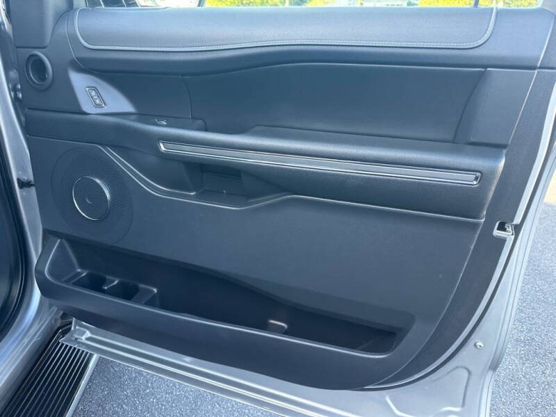 2022 Ford Expedition XLT