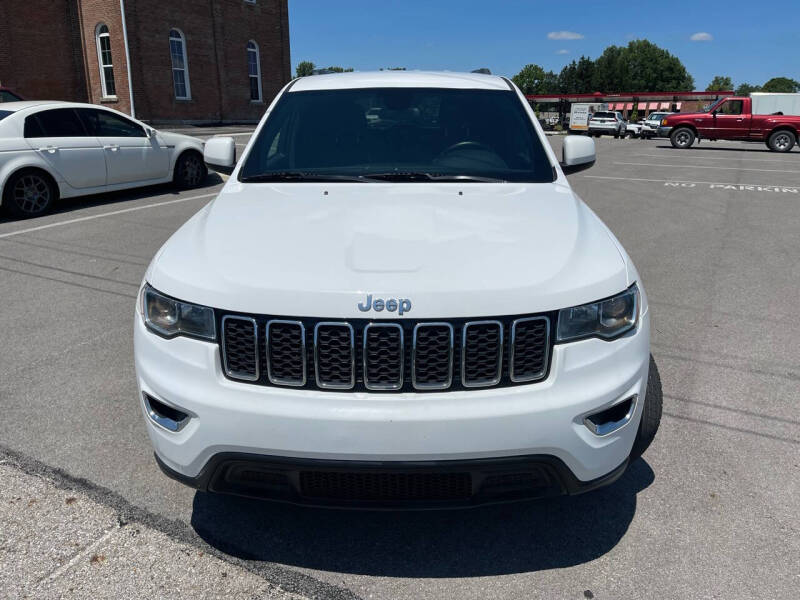 Used 2019 Jeep Grand Cherokee Laredo E with VIN 1C4RJFAG1KC638245 for sale in Etna, OH