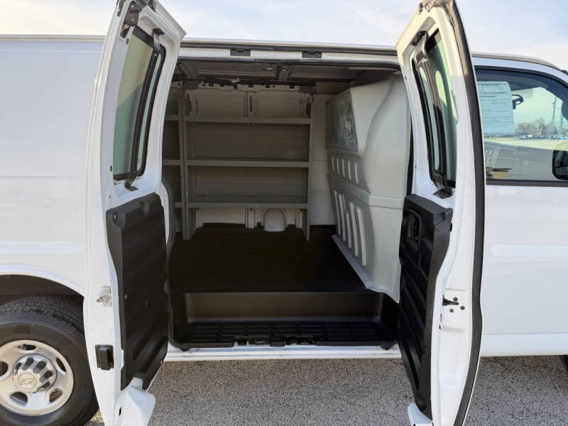 2019 Chevrolet Express 2500