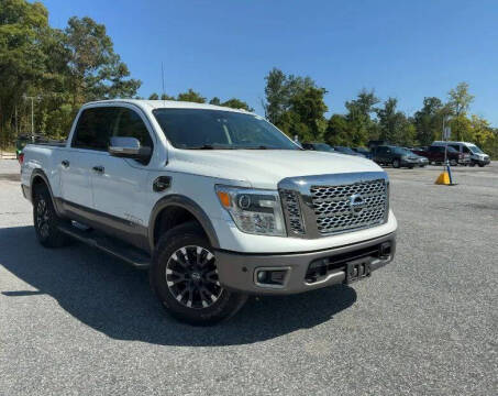 2017 Nissan Titan Platinum Reserve