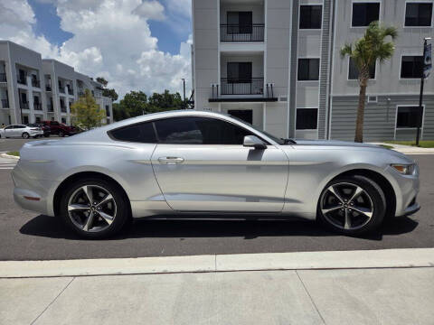 2016 Ford Mustang V6