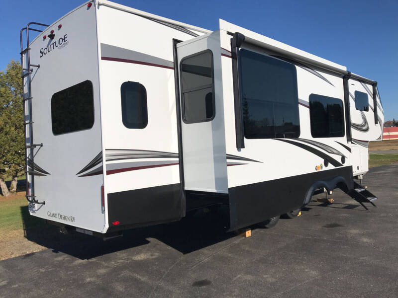 2022 Grand Design RV Solitude