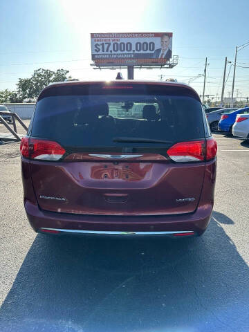 2017 Chrysler Pacifica Limited