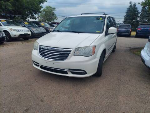 2012 Chrysler Town and Country for sale at Car Connection in Yorkville IL