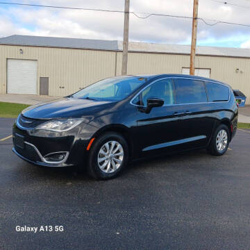 2018 Chrysler Pacifica Touring Plus