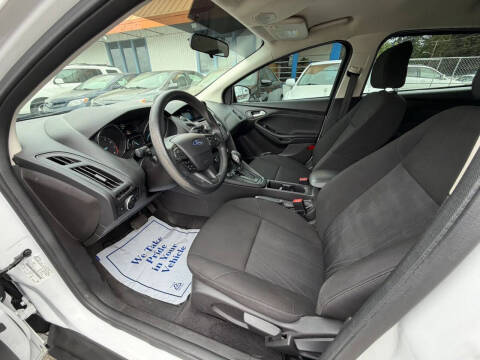 2017 Ford Focus SE