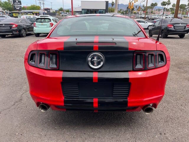 2014 Ford Mustang V6