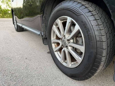 2014 Nissan Pathfinder SV