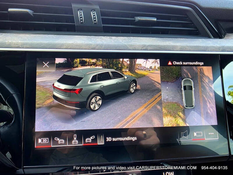 2021 Audi e-tron quattro Premium