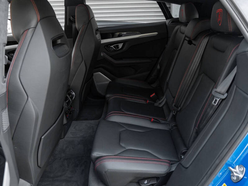 2020 Lamborghini Urus