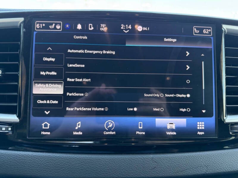 2024 Chrysler Pacifica Touring L