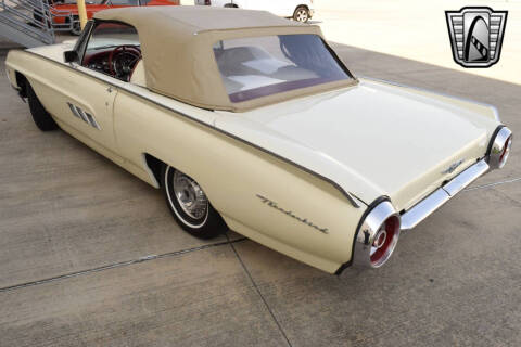 1963 Ford Thunderbird