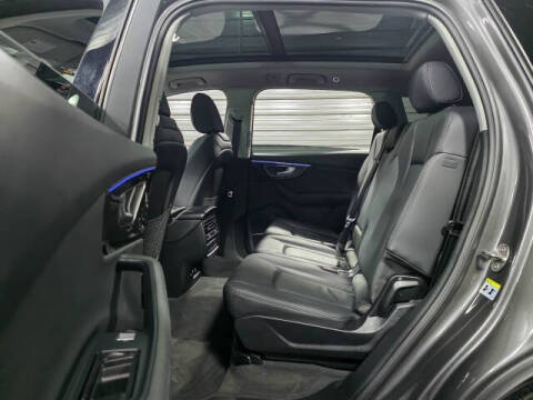 2024 Audi Q7 quattro Premium Plus 45 TFSI