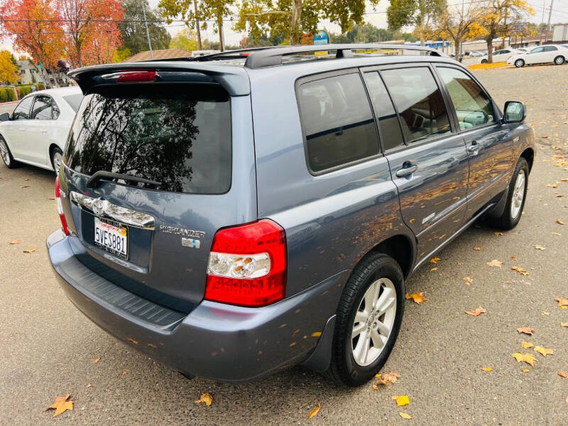 2006 Toyota Highlander Limited Hybrid photo 3